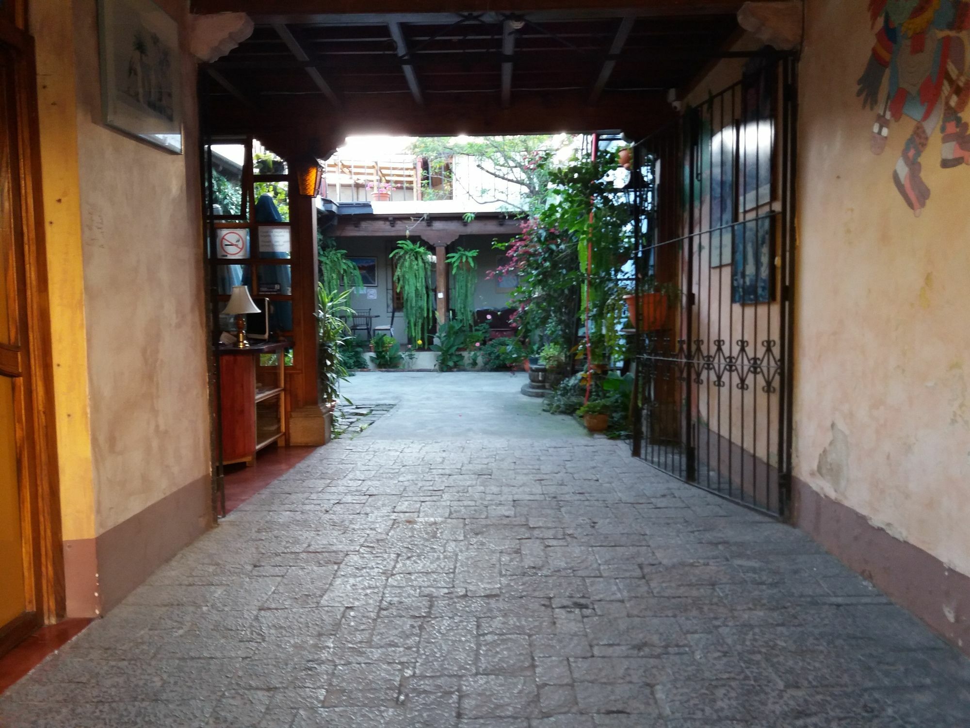 Dionisio Inn Antigua Luaran gambar