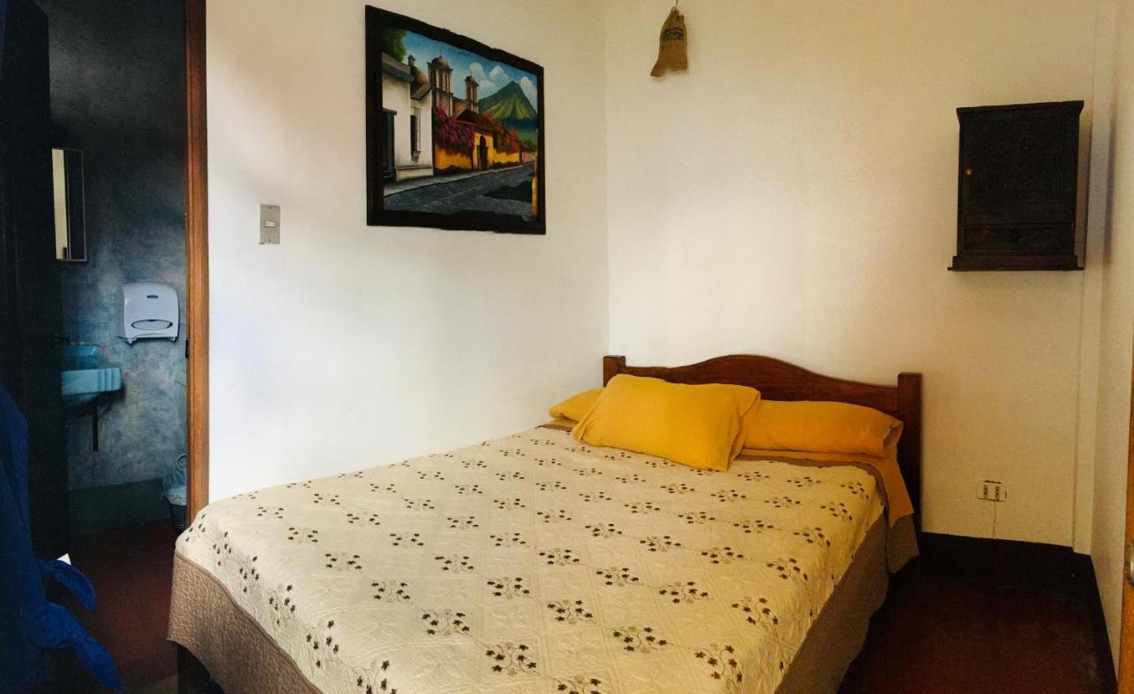 Dionisio Inn Antigua Luaran gambar